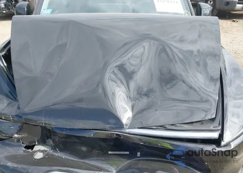 2026 Tesla Model Y z USA, uszkodzony, nr VIN 7SAYGDEE5TA439288